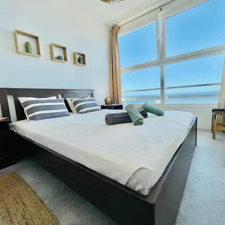 Sublimar - Beachfront - Tv Terrace - Nightlife Apartmán